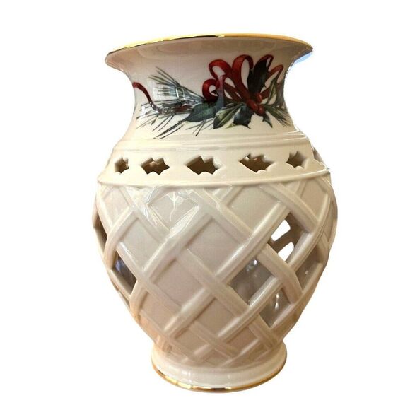 Lenox Holly Berry Winter Greetings Tea Light Candle Holder 22K Gold Trim - Picture 3 of 6